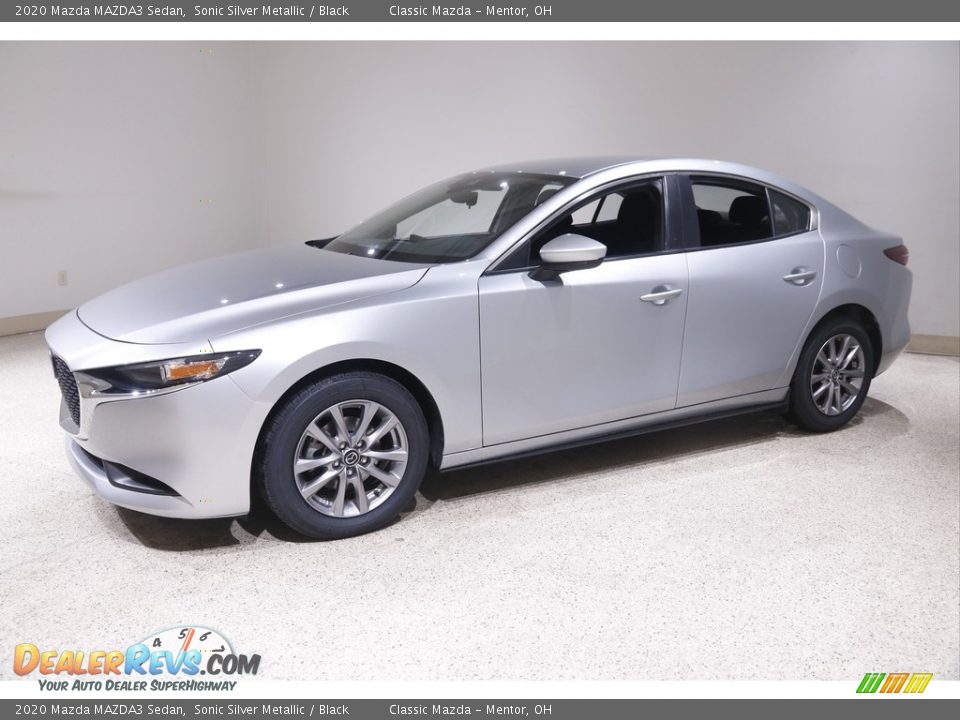 Front 3/4 View of 2020 Mazda MAZDA3 Sedan Photo #3