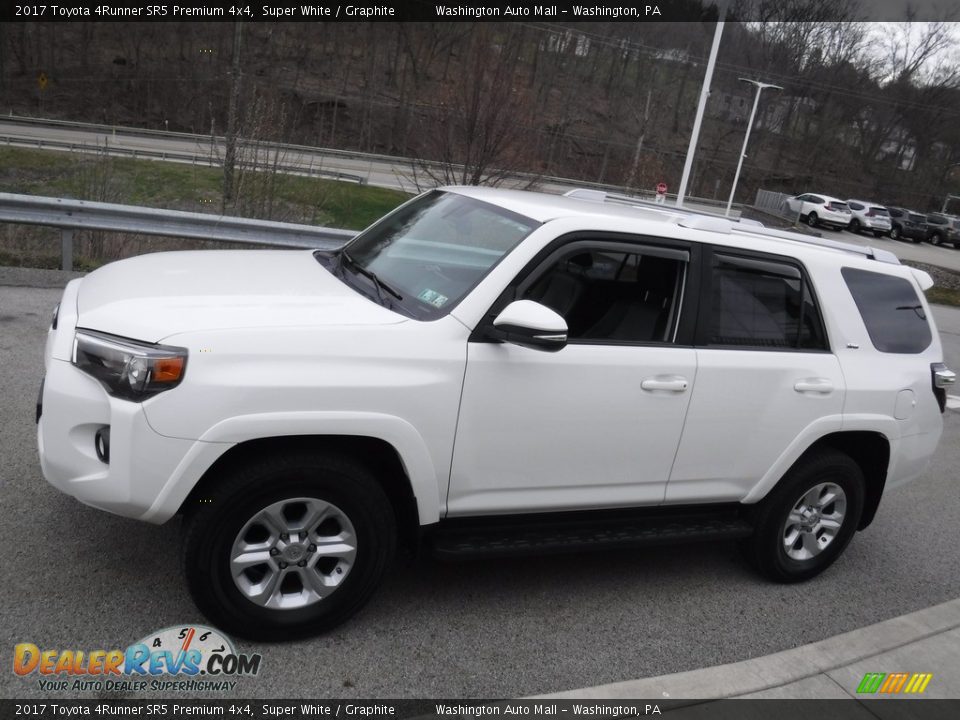 2017 Toyota 4Runner SR5 Premium 4x4 Super White / Graphite Photo #15