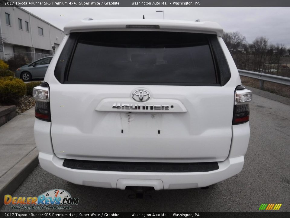 2017 Toyota 4Runner SR5 Premium 4x4 Super White / Graphite Photo #18