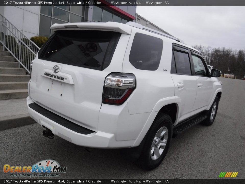 2017 Toyota 4Runner SR5 Premium 4x4 Super White / Graphite Photo #19