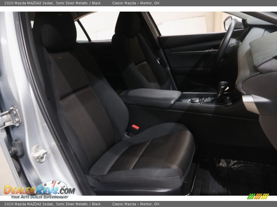2020 Mazda MAZDA3 Sedan Sonic Silver Metallic / Black Photo #14