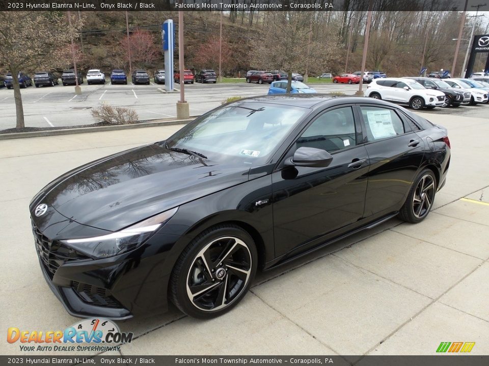 Front 3/4 View of 2023 Hyundai Elantra N-Line Photo #7