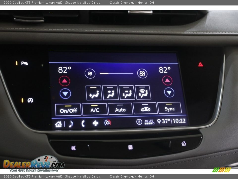 Controls of 2020 Cadillac XT5 Premium Luxury AWD Photo #12