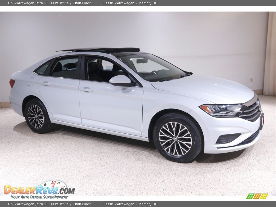 2019 Volkswagen Jetta SE Pure White / Titan Black Photo #1