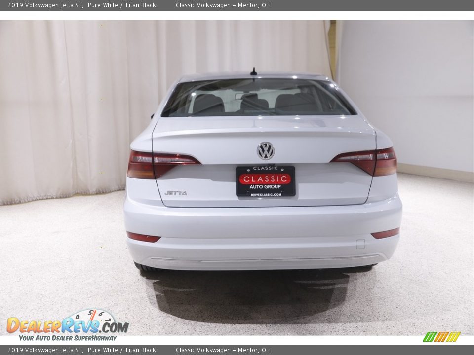 2019 Volkswagen Jetta SE Pure White / Titan Black Photo #18