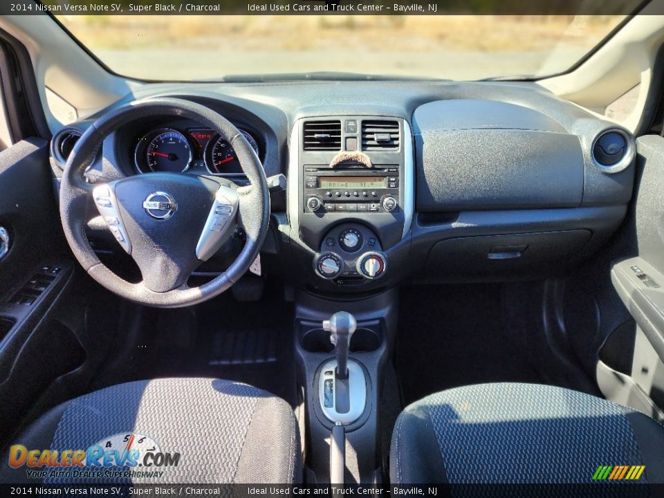 2014 Nissan Versa Note SV Super Black / Charcoal Photo #15