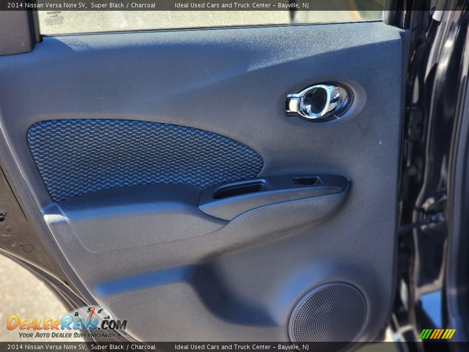 2014 Nissan Versa Note SV Super Black / Charcoal Photo #22