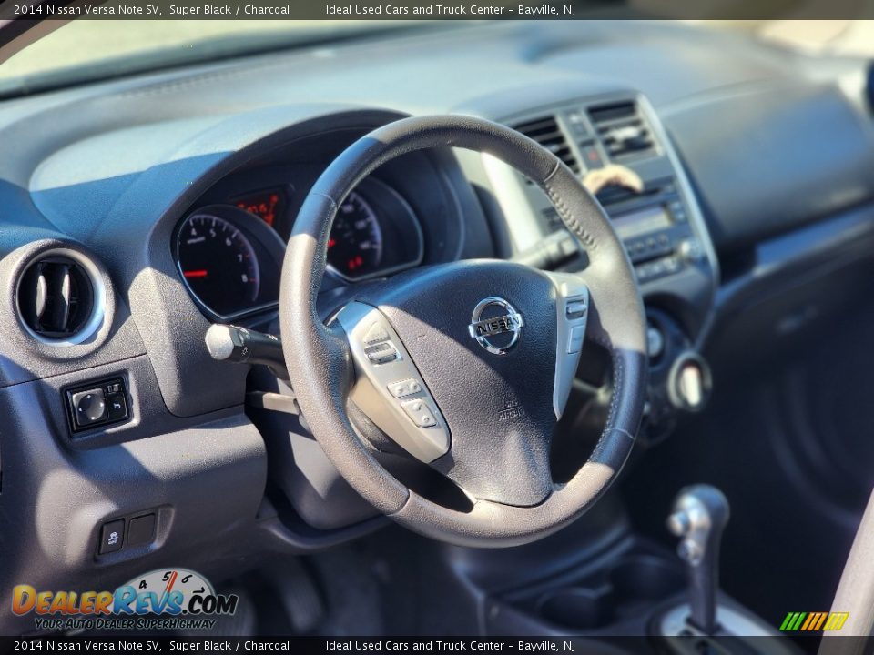 2014 Nissan Versa Note SV Super Black / Charcoal Photo #25