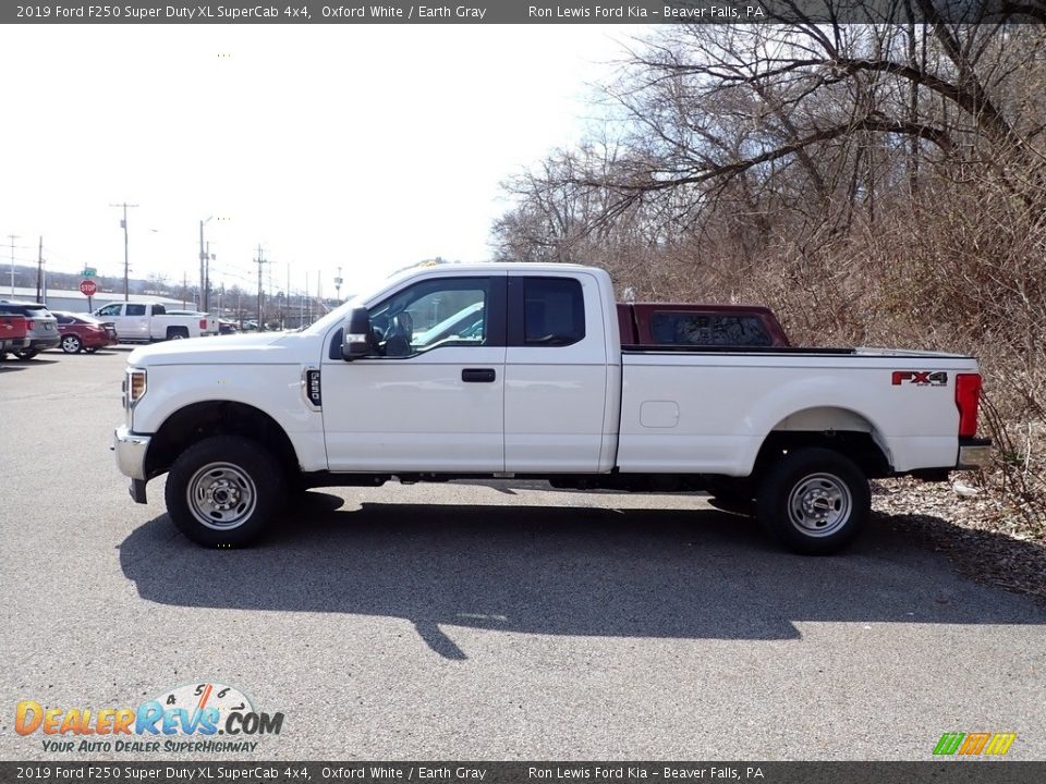 2019 Ford F250 Super Duty XL SuperCab 4x4 Oxford White / Earth Gray Photo #4