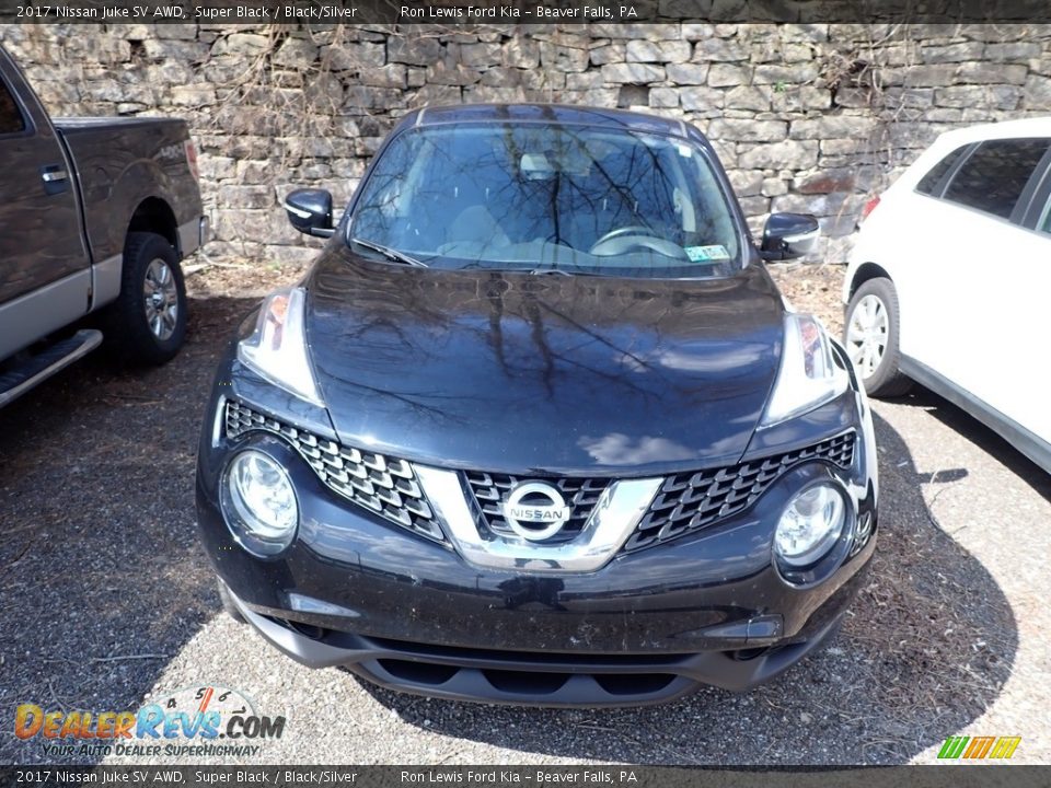 2017 Nissan Juke SV AWD Super Black / Black/Silver Photo #2