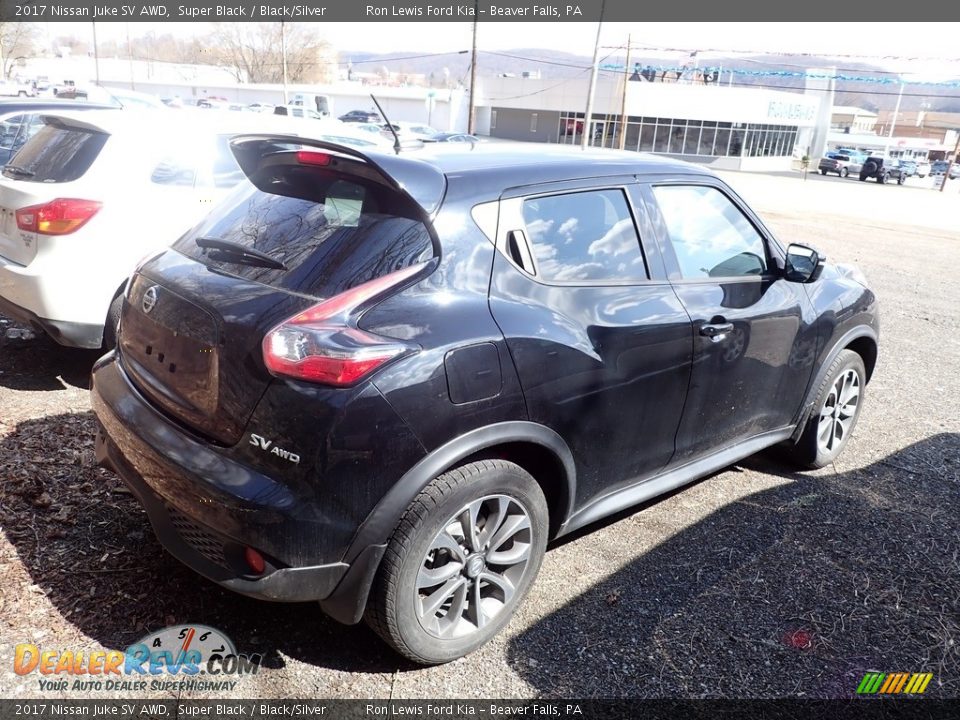 2017 Nissan Juke SV AWD Super Black / Black/Silver Photo #4