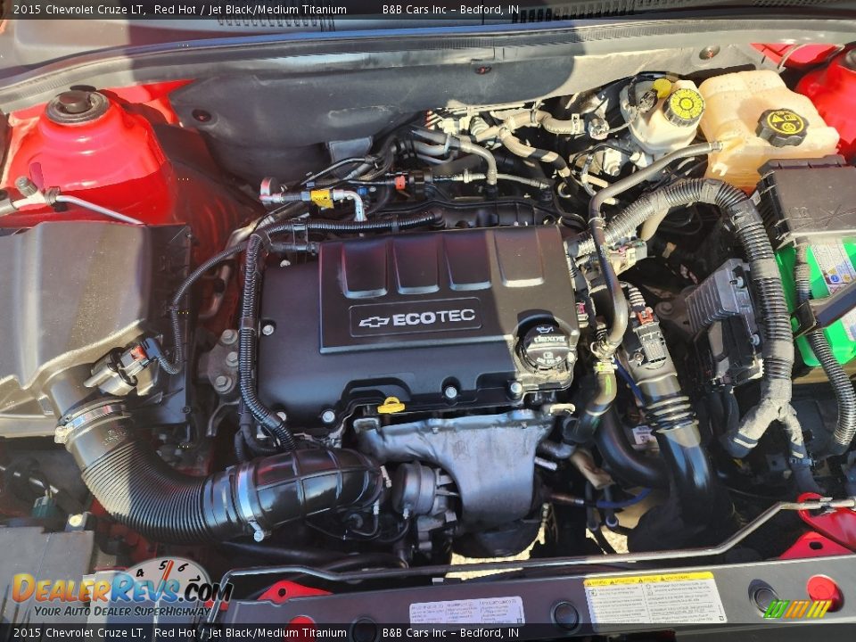2015 Chevrolet Cruze LT Red Hot / Jet Black/Medium Titanium Photo #17
