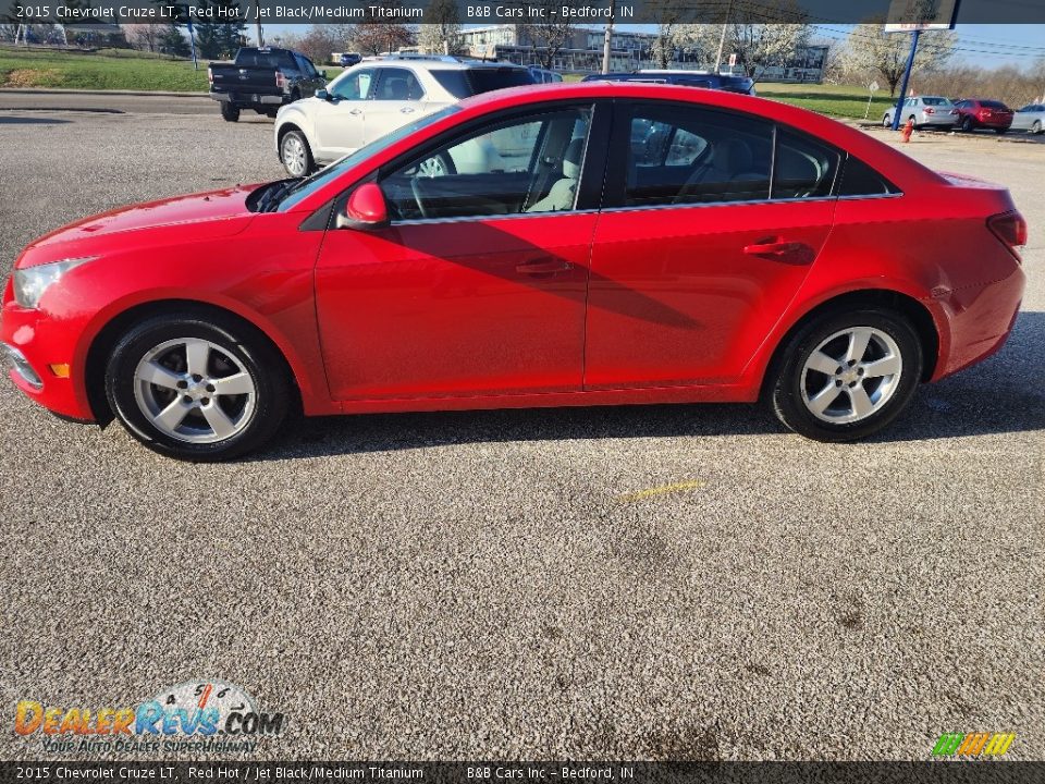 2015 Chevrolet Cruze LT Red Hot / Jet Black/Medium Titanium Photo #19