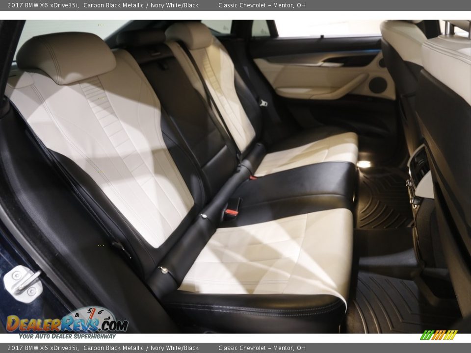 Rear Seat of 2017 BMW X6 xDrive35i Photo #19