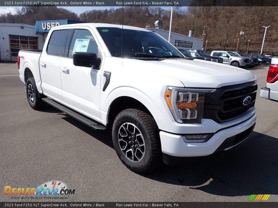 2023 Ford F150 XLT SuperCrew 4x4 Oxford White / Black Photo #2