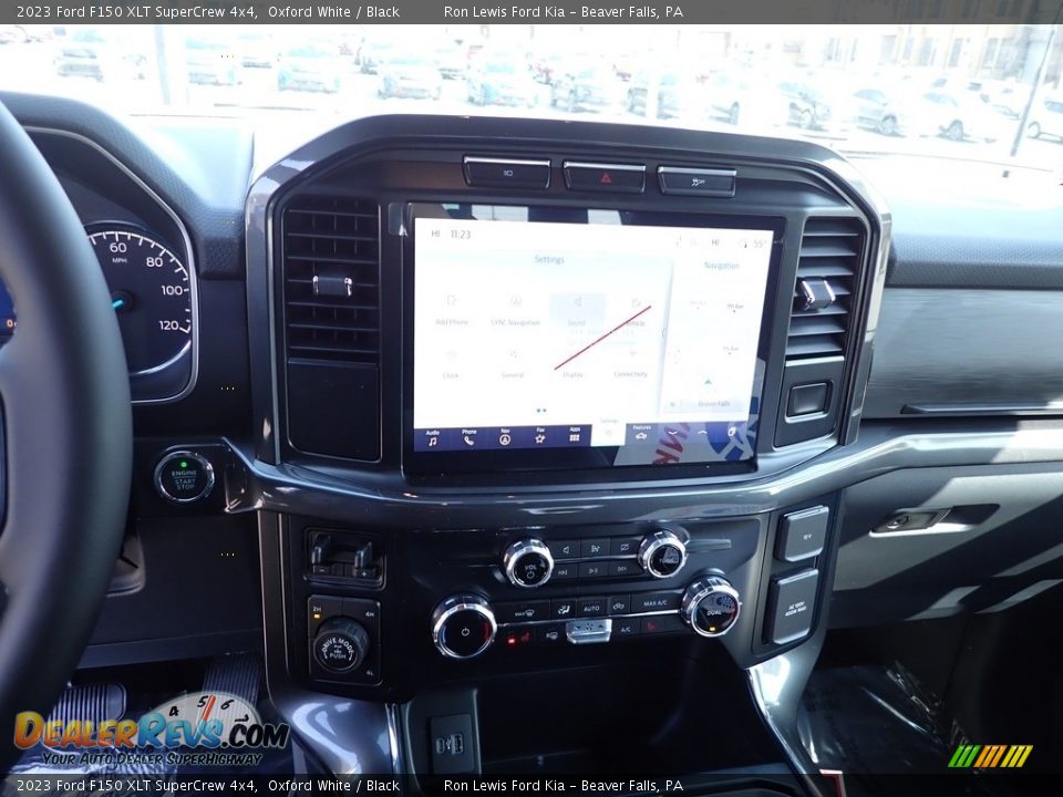 2023 Ford F150 XLT SuperCrew 4x4 Oxford White / Black Photo #16