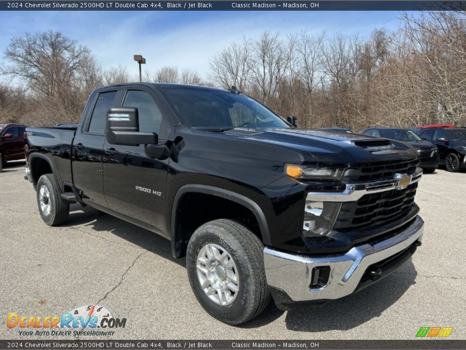 2024 Chevrolet Silverado 2500HD LT Double Cab 4x4 Black / Jet Black Photo #4