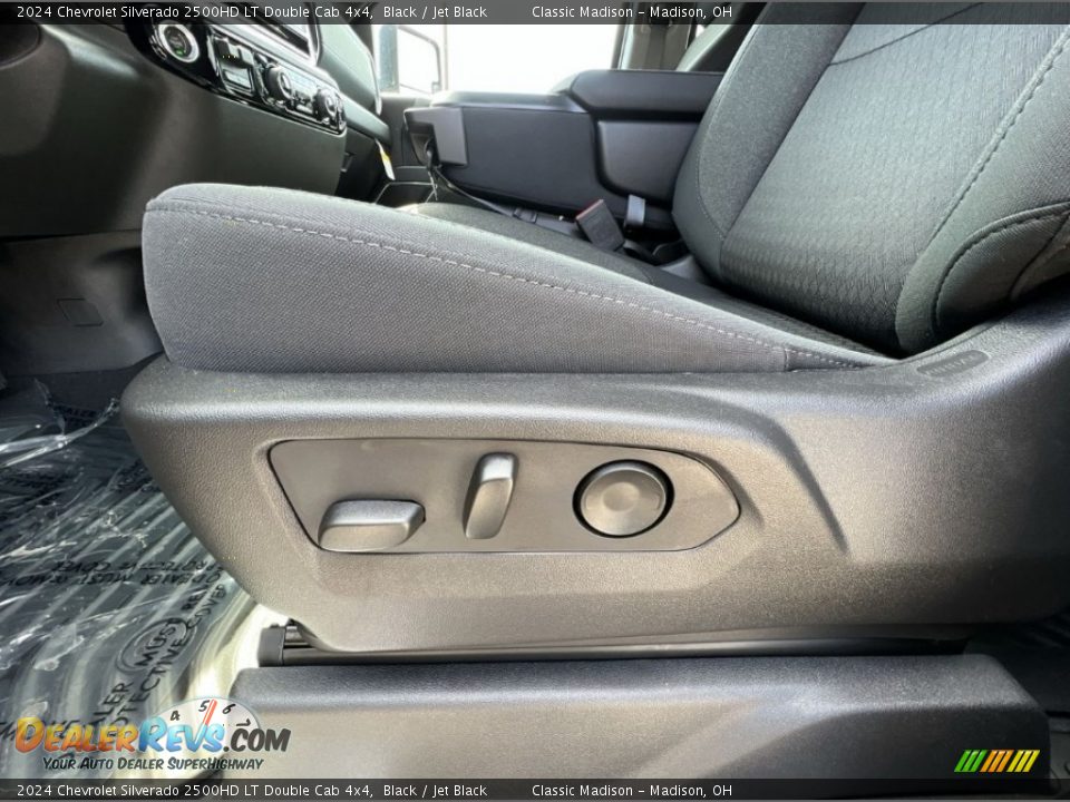 2024 Chevrolet Silverado 2500HD LT Double Cab 4x4 Black / Jet Black Photo #7