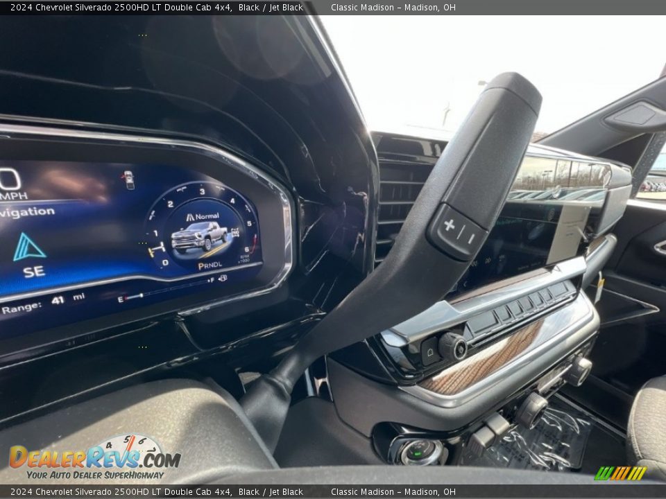 2024 Chevrolet Silverado 2500HD LT Double Cab 4x4 Black / Jet Black Photo #14
