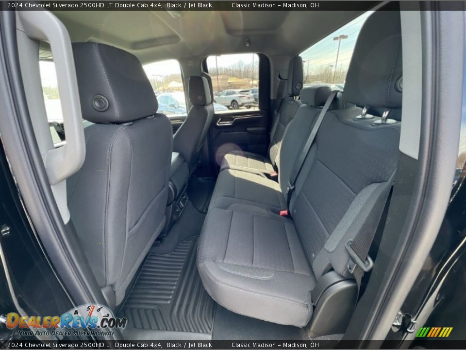 2024 Chevrolet Silverado 2500HD LT Double Cab 4x4 Black / Jet Black Photo #16