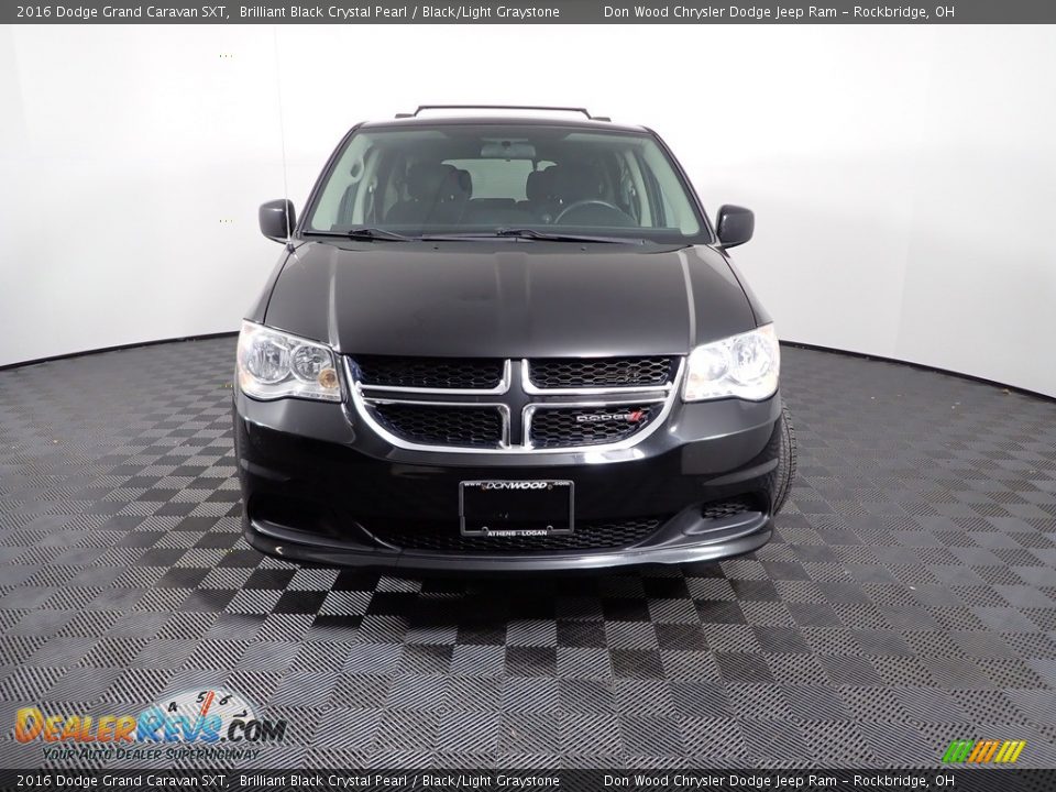 2016 Dodge Grand Caravan SXT Brilliant Black Crystal Pearl / Black/Light Graystone Photo #2