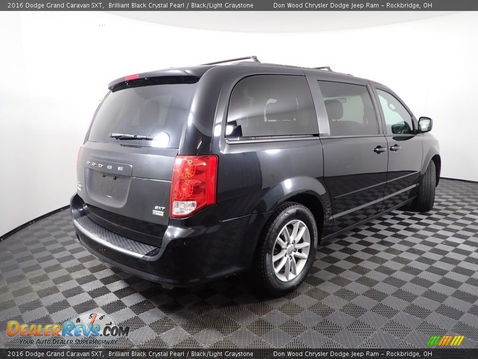 2016 Dodge Grand Caravan SXT Brilliant Black Crystal Pearl / Black/Light Graystone Photo #8