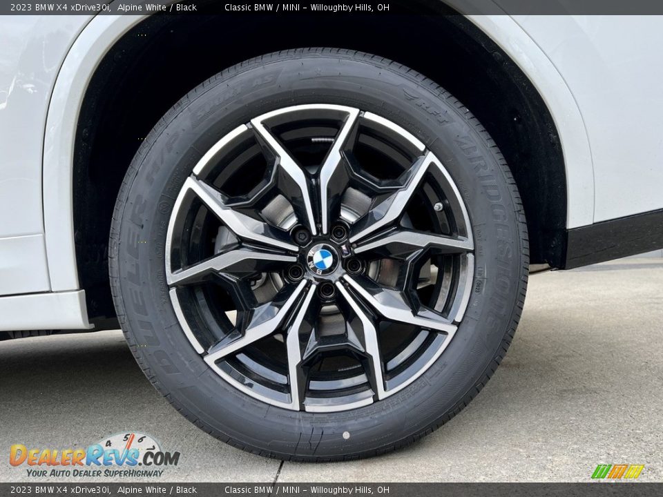 2023 BMW X4 xDrive30i Alpine White / Black Photo #2
