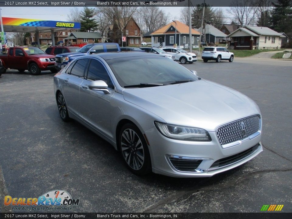 Front 3/4 View of 2017 Lincoln MKZ Select Photo #5