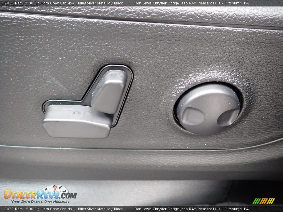 2023 Ram 1500 Big Horn Crew Cab 4x4 Billet Silver Metallic / Black Photo #16