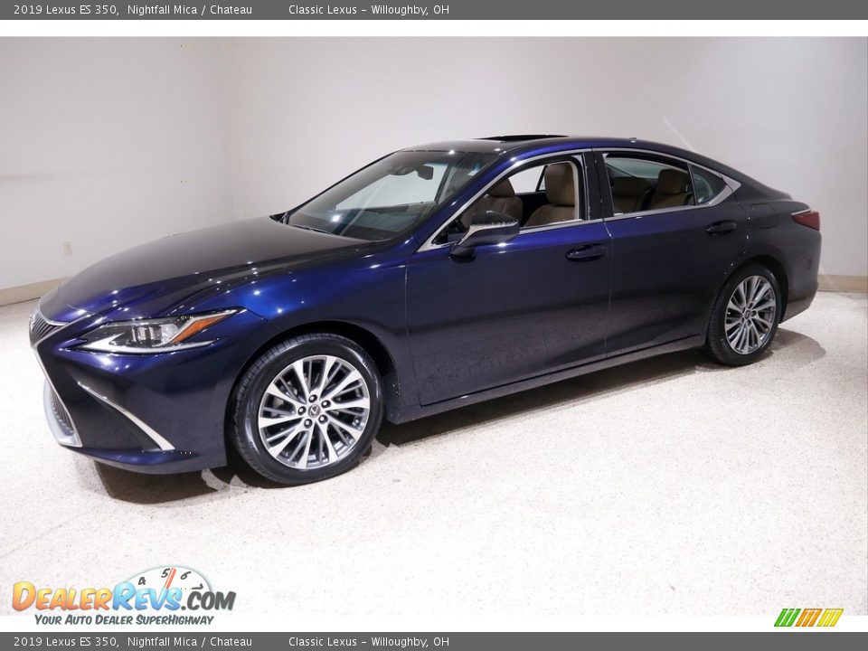 Front 3/4 View of 2019 Lexus ES 350 Photo #3