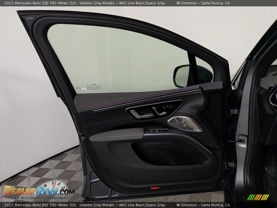 Door Panel of 2023 Mercedes-Benz EQS 580 4Matic SUV Photo #8