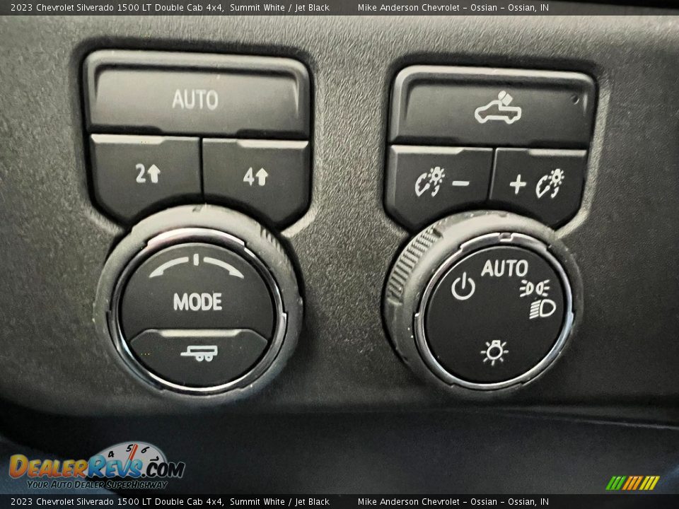 2023 Chevrolet Silverado 1500 LT Double Cab 4x4 Summit White / Jet Black Photo #17