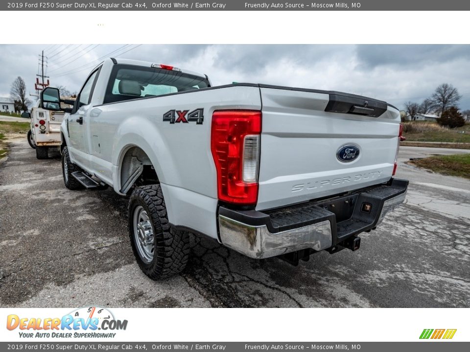 2019 Ford F250 Super Duty XL Regular Cab 4x4 Oxford White / Earth Gray Photo #6