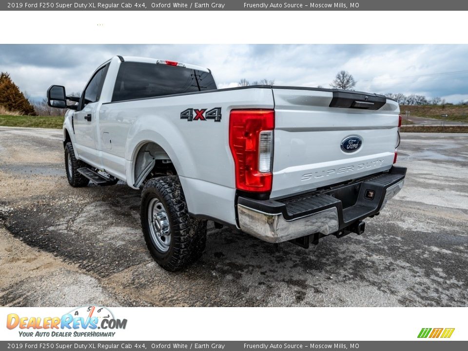 2019 Ford F250 Super Duty XL Regular Cab 4x4 Oxford White / Earth Gray Photo #6