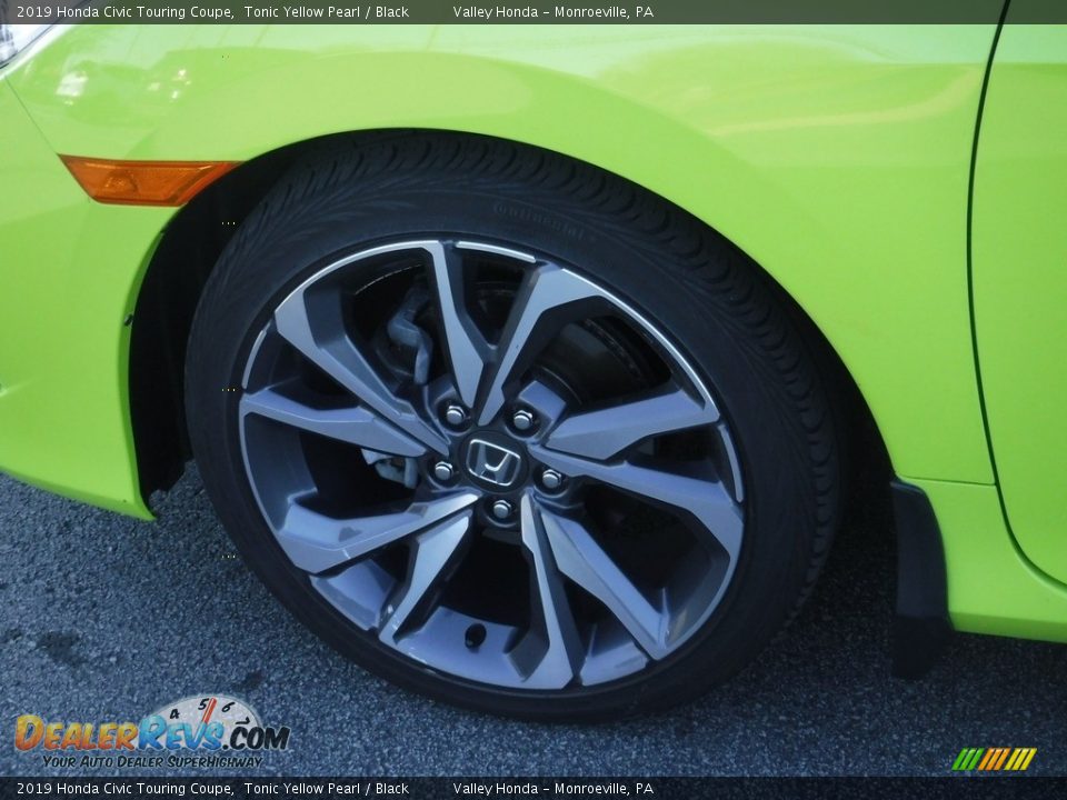 2019 Honda Civic Touring Coupe Wheel Photo #3