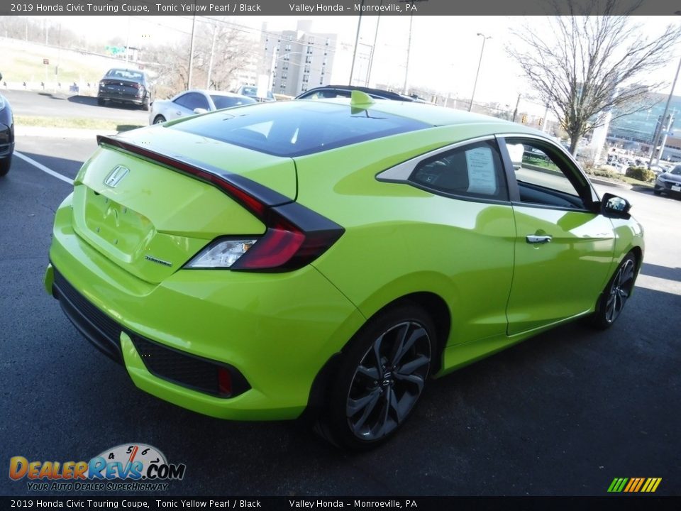 Tonic Yellow Pearl 2019 Honda Civic Touring Coupe Photo #7