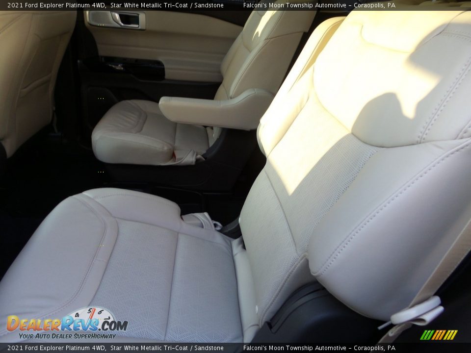2021 Ford Explorer Platinum 4WD Star White Metallic Tri-Coat / Sandstone Photo #19