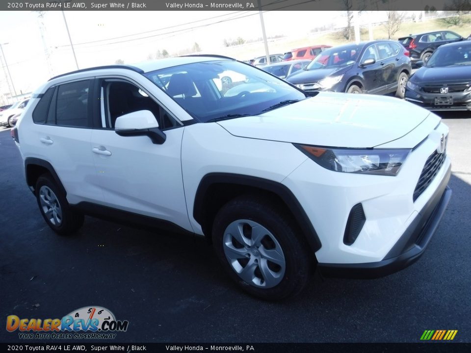 2020 Toyota RAV4 LE AWD Super White / Black Photo #5