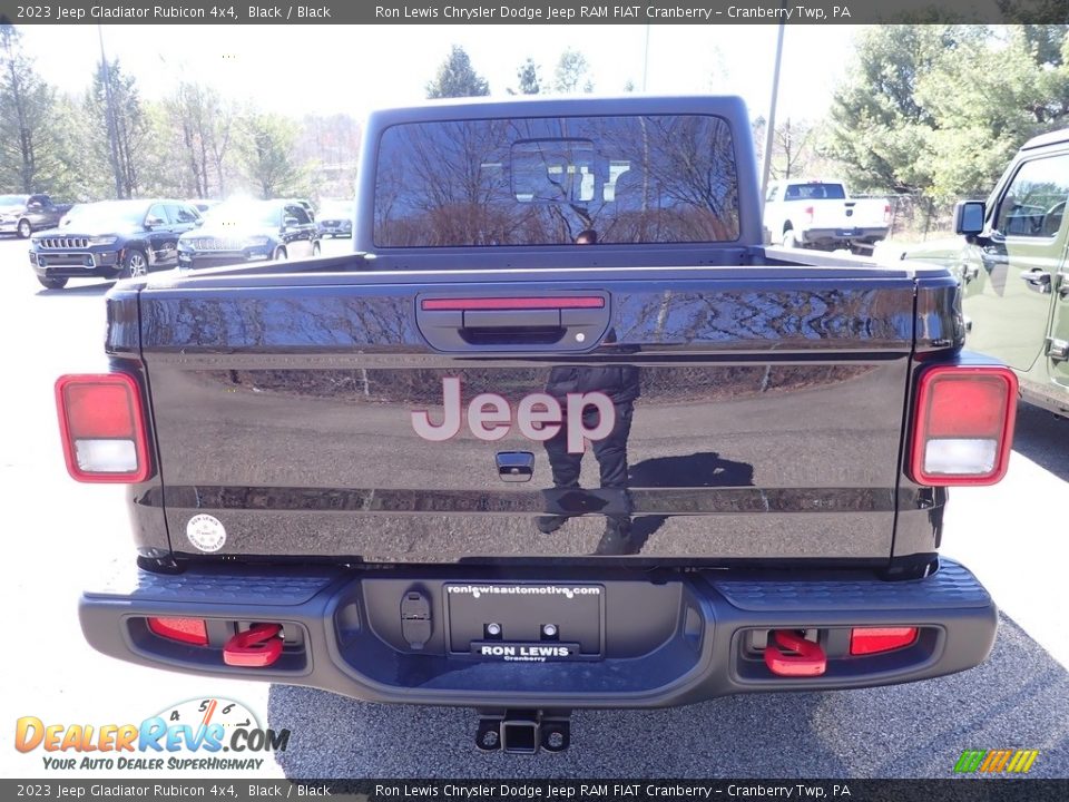 2023 Jeep Gladiator Rubicon 4x4 Black / Black Photo #5