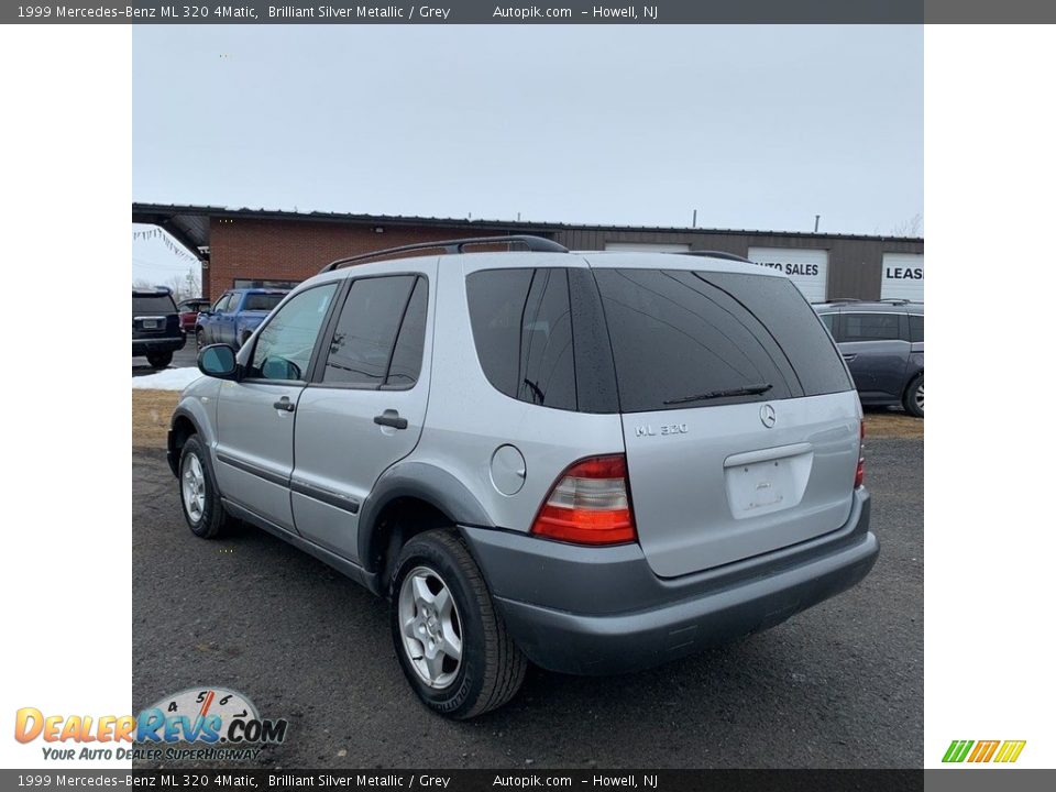 1999 Mercedes-Benz ML 320 4Matic Brilliant Silver Metallic / Grey Photo #3