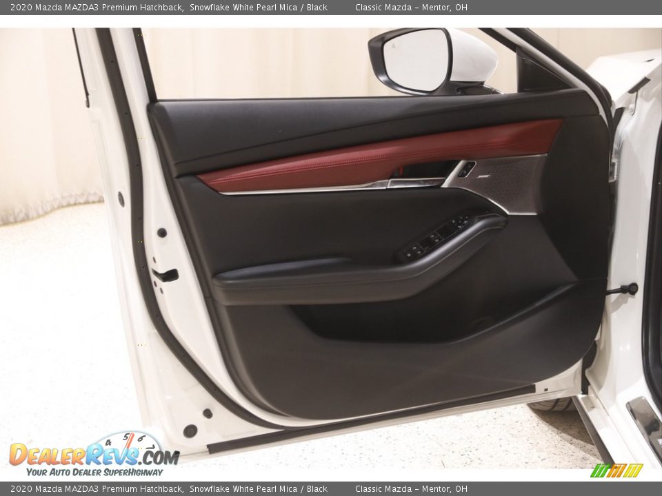 Door Panel of 2020 Mazda MAZDA3 Premium Hatchback Photo #4