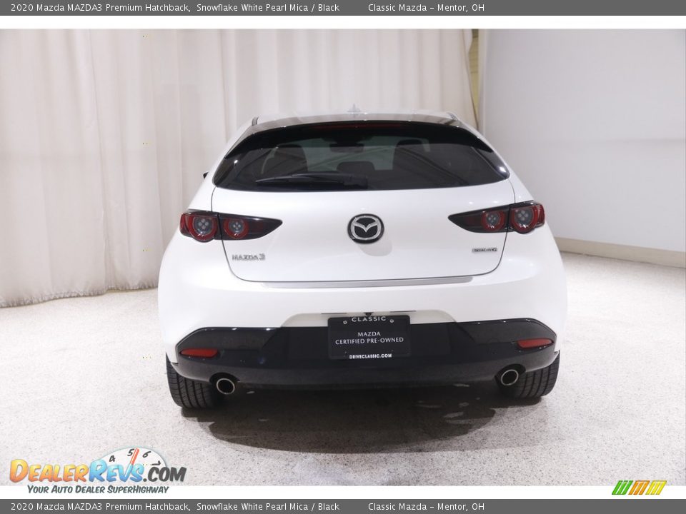 2020 Mazda MAZDA3 Premium Hatchback Snowflake White Pearl Mica / Black Photo #20