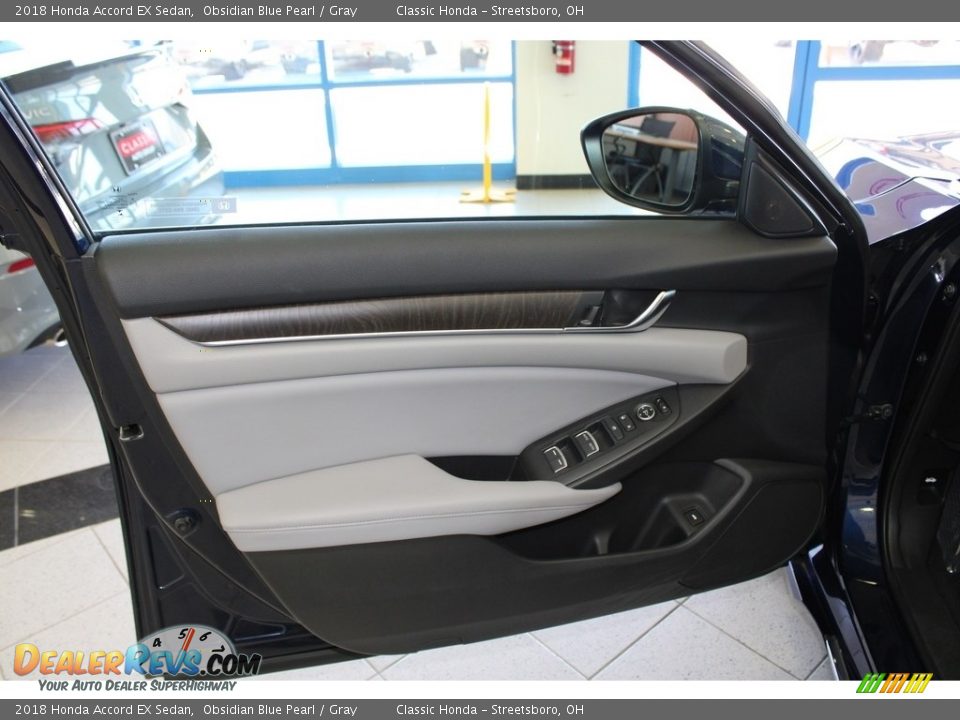 2018 Honda Accord EX Sedan Obsidian Blue Pearl / Gray Photo #26