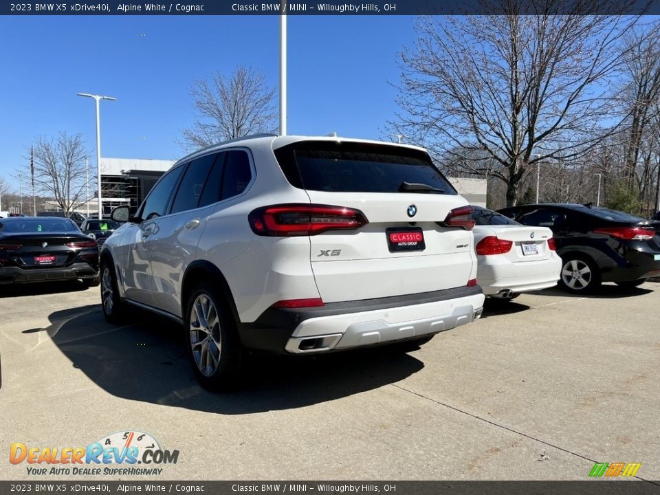 2023 BMW X5 xDrive40i Alpine White / Cognac Photo #3