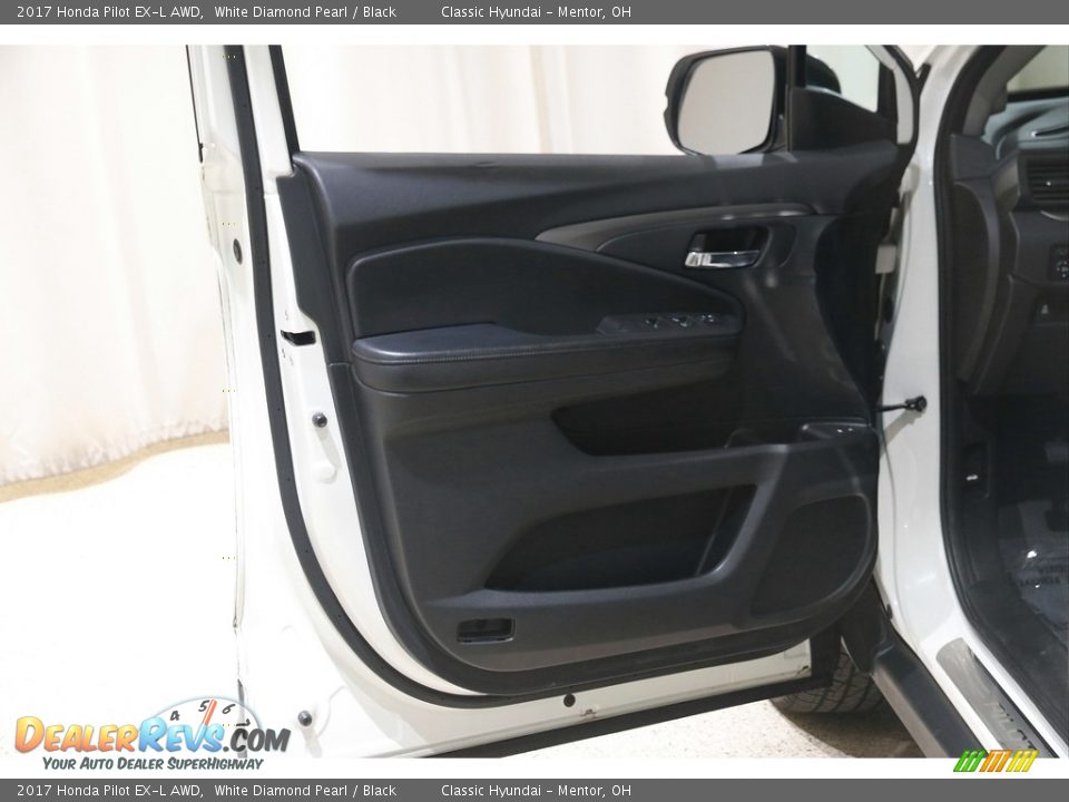 2017 Honda Pilot EX-L AWD White Diamond Pearl / Black Photo #4