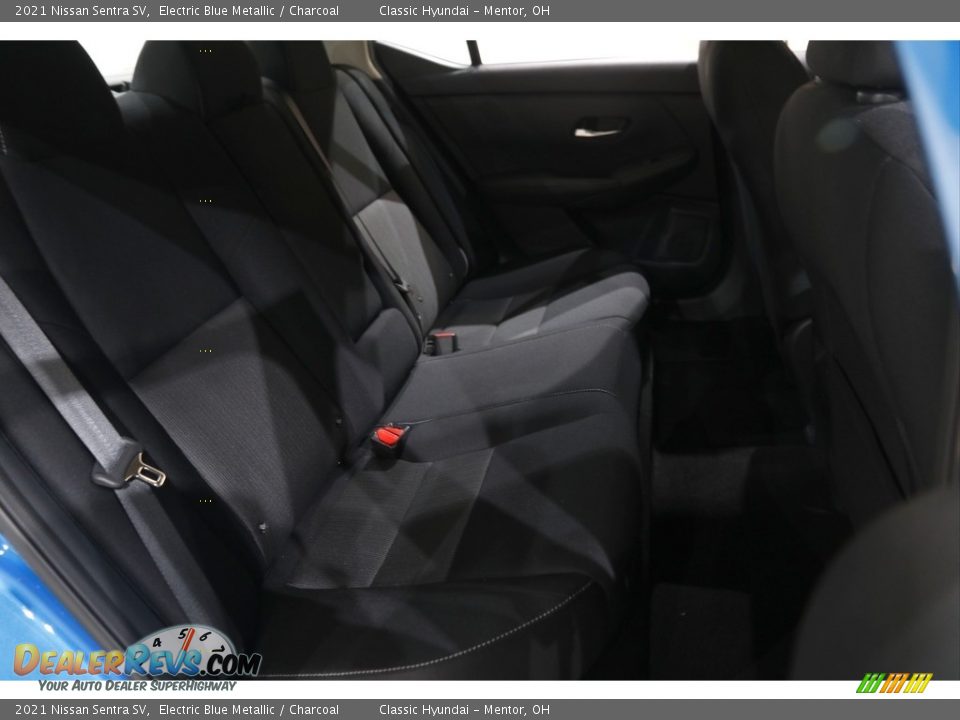 2021 Nissan Sentra SV Electric Blue Metallic / Charcoal Photo #16
