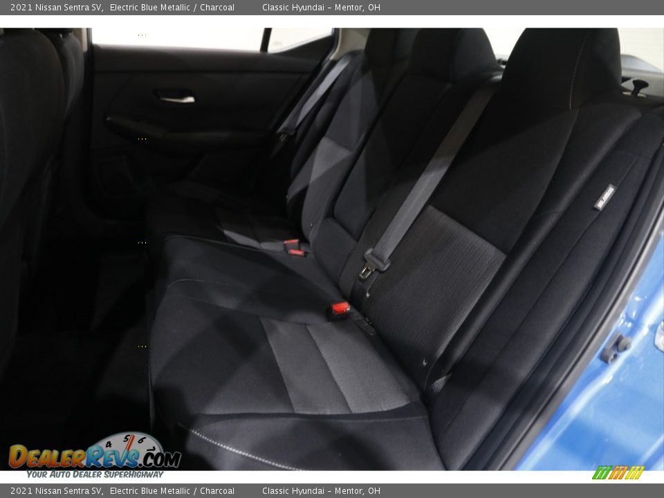 2021 Nissan Sentra SV Electric Blue Metallic / Charcoal Photo #17