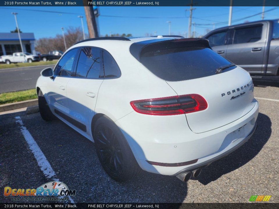 2018 Porsche Macan Turbo White / Black Photo #6