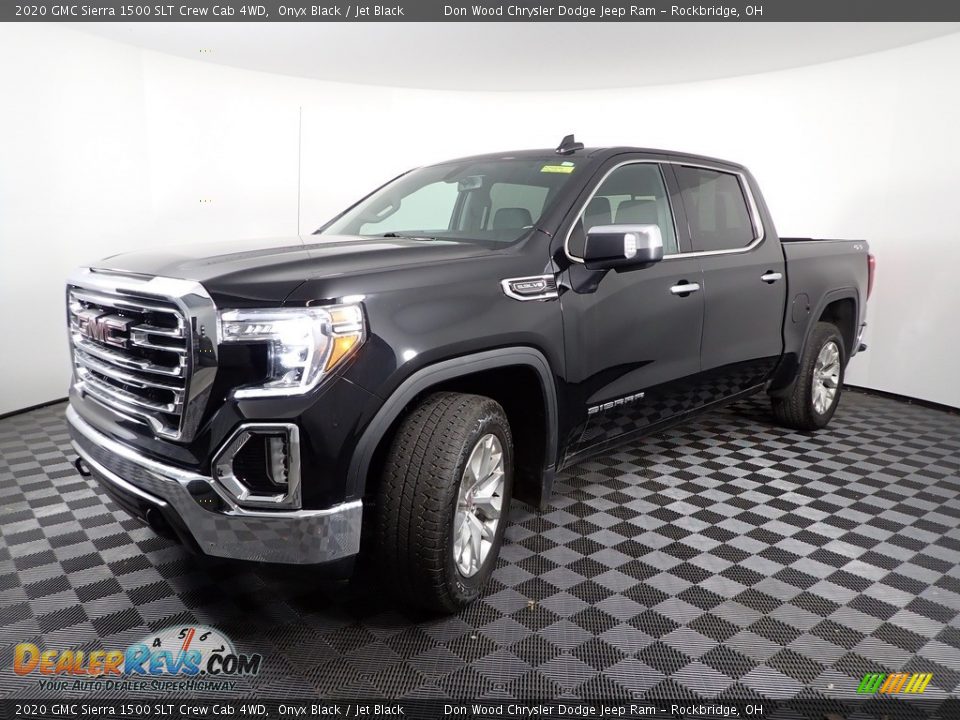 Onyx Black 2020 GMC Sierra 1500 SLT Crew Cab 4WD Photo #7