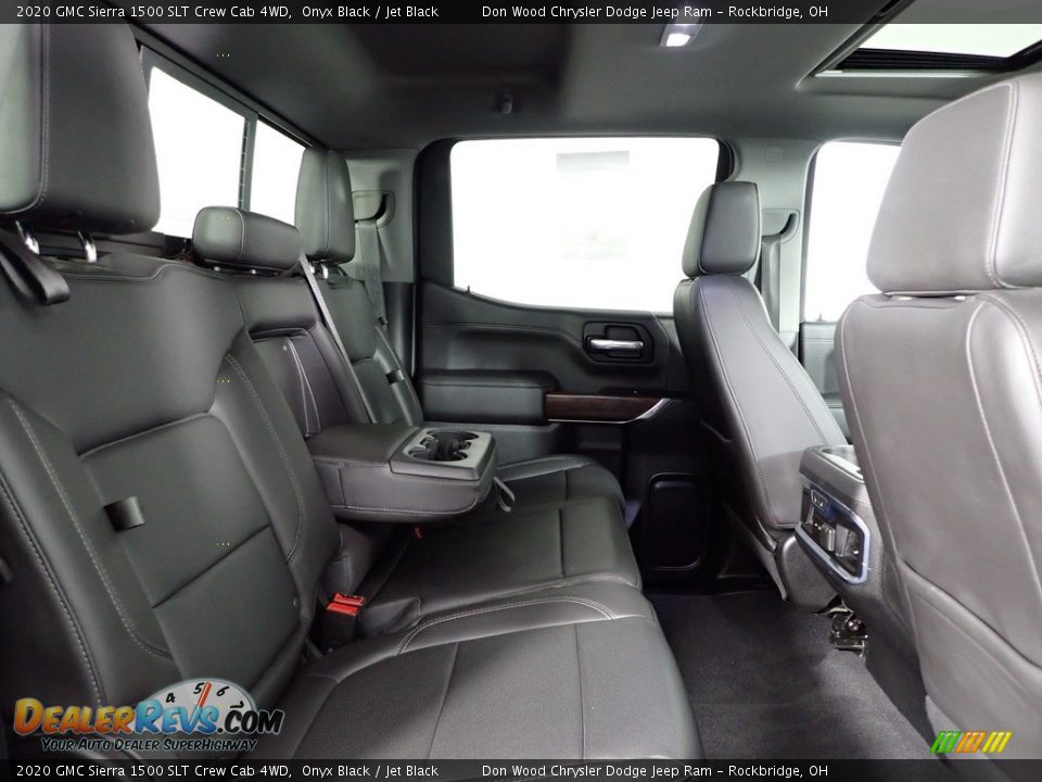 2020 GMC Sierra 1500 SLT Crew Cab 4WD Onyx Black / Jet Black Photo #31